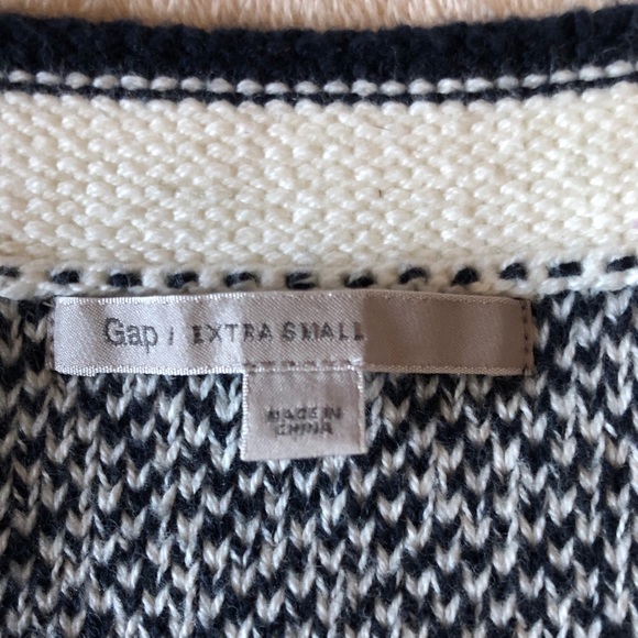 Button down cardigan - Picture 4 of 7